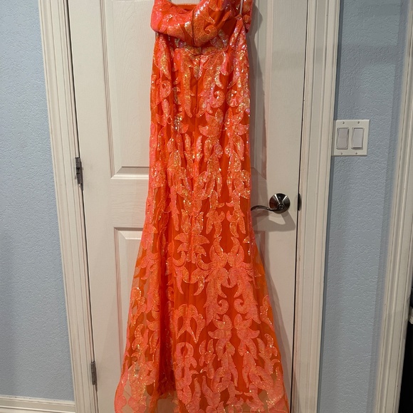 Helly Moon Sparkly Orange Sequin One Shoulder Long Prom Dress with Slit - Picture 5 of 6